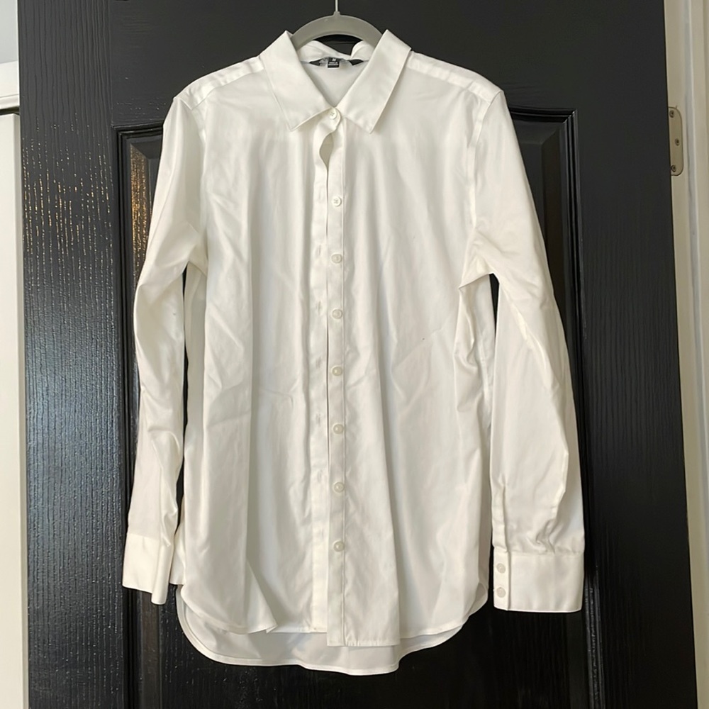 Ellen Tracy button down dress shirt